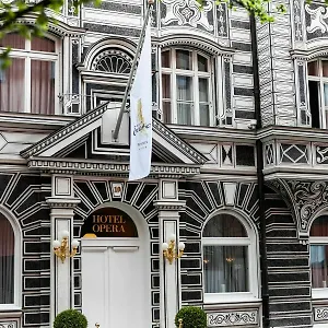 Opera Hotell München