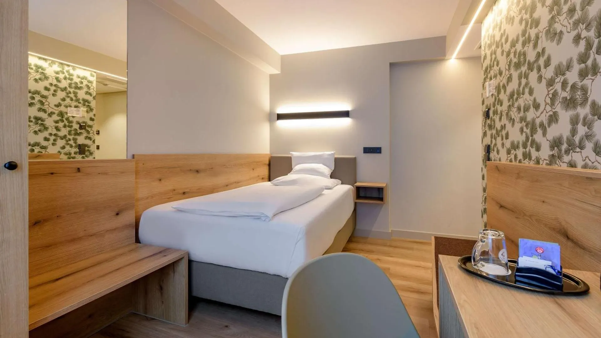 Mercure Hotel Muenchen Altstadt 3*, Munich